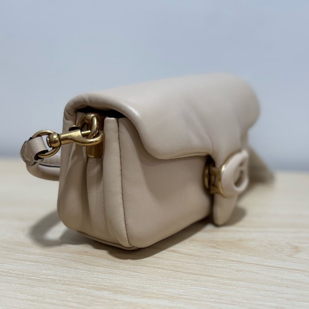 Coach Pillow Tabby Leather Shoulder Bag - Picture 4 of 9